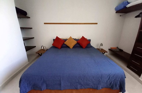 Progreso Municipality Apartment | Progreso East, 1 block from Sea, with pool views