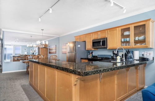 Depoe Bay Condo | Promo! Second Floor Oceanfront Condo with Pool, Hot Tub, Wifi and Much More!