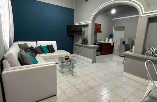 Tampico Apartment | Puerta Azul