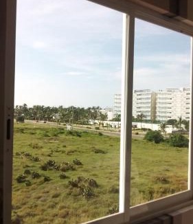 Puente del Mar Apartment | Puerta diamante acapulco
