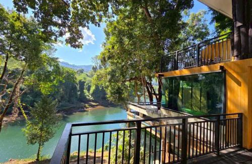 Thong Pha Phum Resort | Puprai Tarnnarm Resort