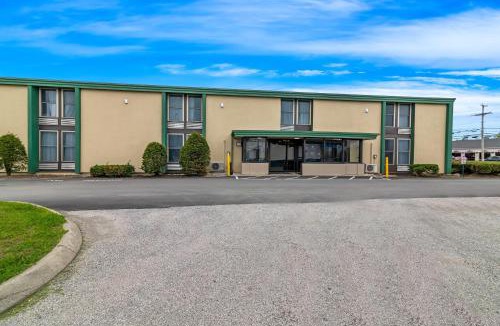Bangor Hotel | Quality Inn Bangor Airport
