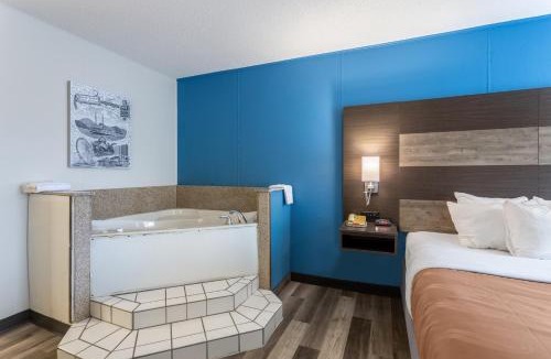 Branson Theater District Hotel | Quality Inn Branson On the Strip