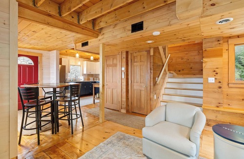 Spruce Head Cottage | Quarry Village Compound