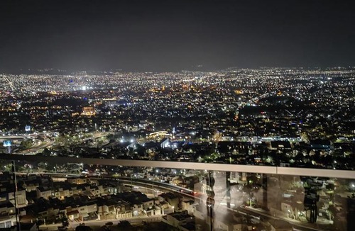 Queretaro Apartment | Queretaro Dep de lujo, para 5 o 6 huéspedes, alberca