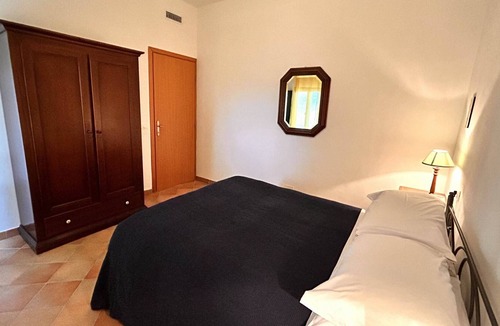 Lari Apartment | Quiet and nice holiday complex in Tuscany, Air conditioning,pool,Wi-Fi,Mi6