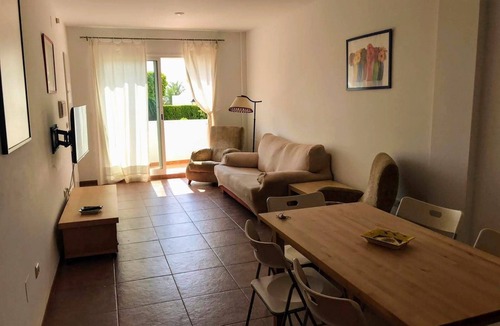Vista de los Angeles-Rumina Apartment | QUIET AND SPACIOUS APARTMENT 60 M. FROM THE BEACH IN URB. VERY FAMILIAR PRIVATE