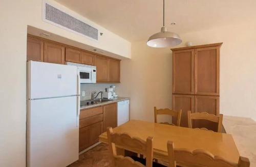 Palmilla Resort | Raintree's Club Regina Kitchenette Suite Jan 24 to 31