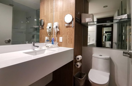 Baja California Hotel | Ramada Encore by Wyndham Guadalajara Aeropuerto