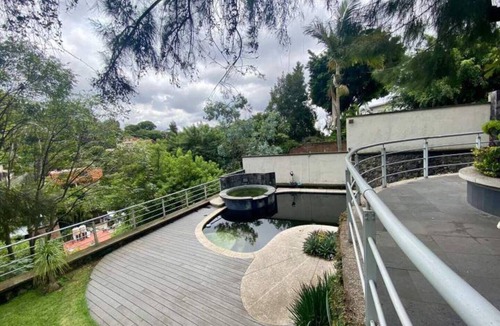 Rancho Cortes House | Rancho Cortés Gran Jardín