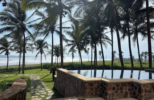 Acapulco Apartment | Real Beachfront paradise apartment