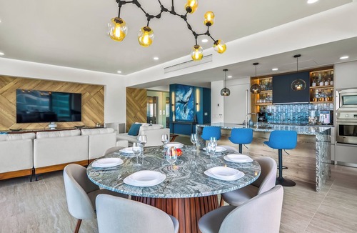 North Hotel Zone Condo | Recently Renovated Luxurious Condo in Puerto Vallartan