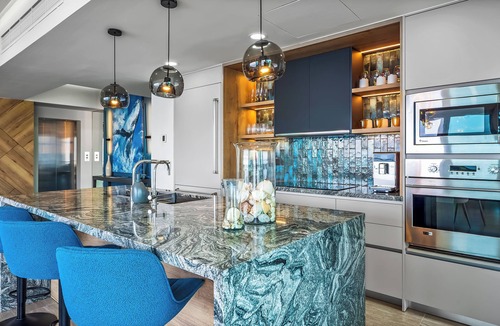 North Hotel Zone Condo | Recently Renovated Luxurious Condo in Puerto Vallartan