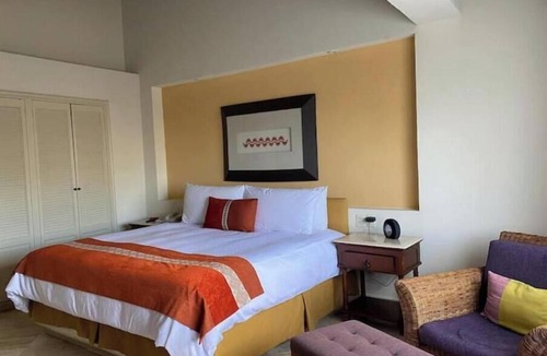 Fluvial Vallarta Hotel | Regal 3bd PH with private pool in Beach Resort Spa