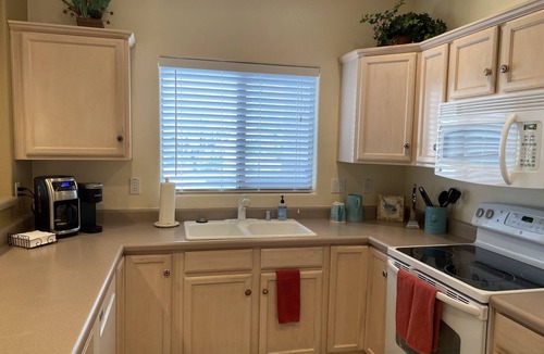 Rancho Vistoso Condo | Relax in this Beautiful Oro Valley Condo - Right Next to the Pool!