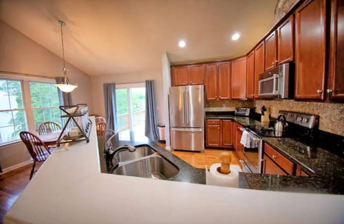 Stevensville House | Relax on Kent Island in a 4 Bedroom Home w/Waterview!