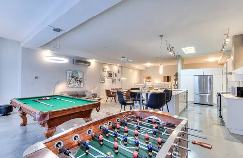 Maisonneuve Apartment | Relaxation, comfort, and convenience! Ultimate destination experience Montreal.