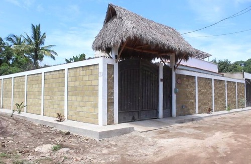 Lo de Marcos House | Relaxing Vacation house - 5 min from the beach!