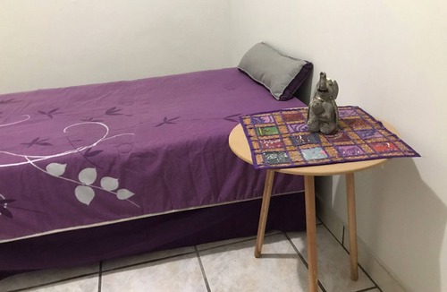 Tlaquepaque House | Residence in industrial area and universities.
