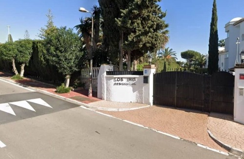 Elviria Ski Chalet | RESIDENCIAL LOS IRIS 4