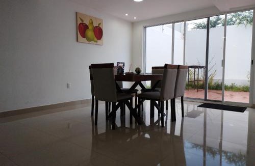 Tepatitlan de Morelos House | Residencial lomas de san Angel
