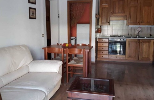 Puntone Apartment | Residential flat with garden