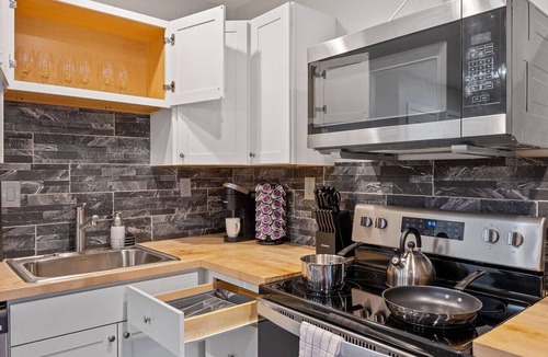 Avondale Apartment | Retro-Chic 1BR w/King Bed & Prime Location