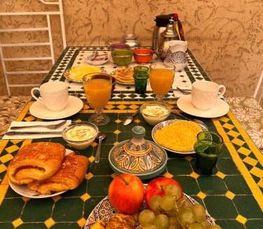 Zaouia Sidi Rhalem House | Riad DAR BARBI