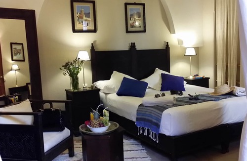Mellah House | Riad Marrakech Pool * * * BnB WiFi * * Medina Centre Spa/Dining/Excur