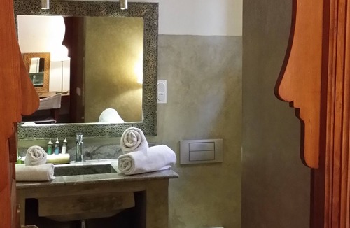 Mellah House | Riad Marrakech Pool * * * BnB WiFi * * Medina Centre Spa/Dining/Excur
