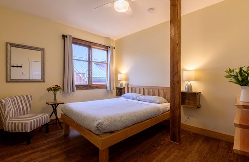 Cumberland Hotel | Riding Fool Accommodation