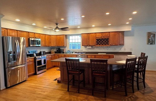 Colonial Beach House | River Gem Walk to Beach, Boardwalk & Summer Fun