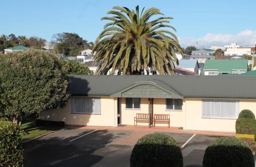 Whanganui Hotel | Riverview Motel