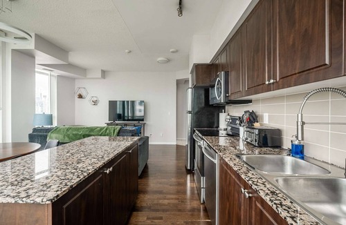 Fort York Hotel | RivetStays | The Neptune Elite Suite – 2 Bedroom Condo