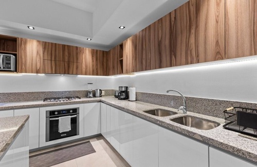 Diaz Ordaz Apartment | Roma Encore 2BD withTerrace in Beautiful Versalles