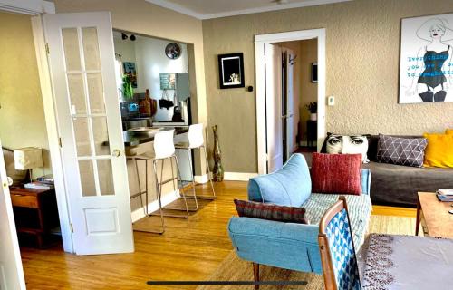 Atwater Village House | Romantic cottage with amazing garden