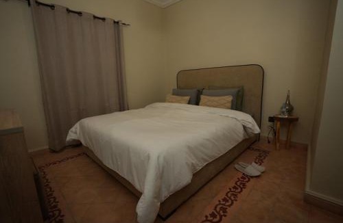 Camp El Ghoul Apartment | Romantic getaway heart of Gueliz