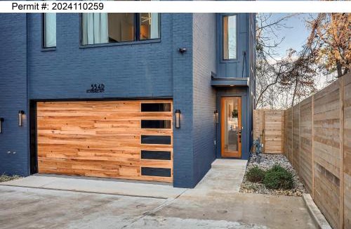 Hurwood Heights House | Rooftop Deck Hot Tub Game Room Downtown Nashville