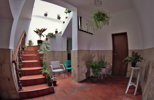 Americana House | Room in Casa Luna. Chapultepec Area.