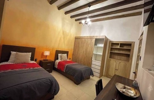 Historic Centre House | Room in House - Habitacion I Para 4 Personas 3 Camas
