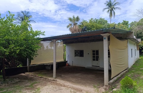 San Pedro Huamelula House | ROOM WITH ALL SERVICES, LOCATED IN BARRA DE LA CRUZ "BARRADISE" NO 1
