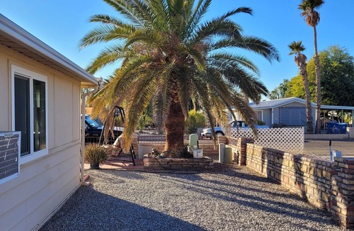 Yuma House | Roomy 2 bedroom home with Az.room. WiFi, Hi-Fi, Air Condition playhouse in Yuma