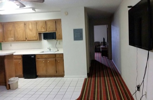 Sparta Hotel | Royal Inn