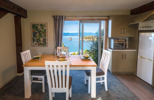 Ngaio Bay House | Roydons Flat - Kaiteriteri Downstairs Unit