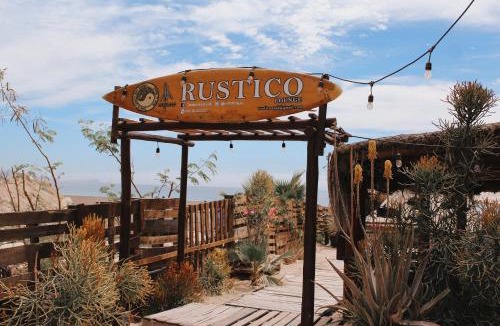 San Jose del Cabo House | RUSTICO LOUNGE-Property in front of the beach