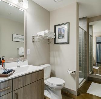 Warehouse District Apartment | Sable 602 - Alcove
