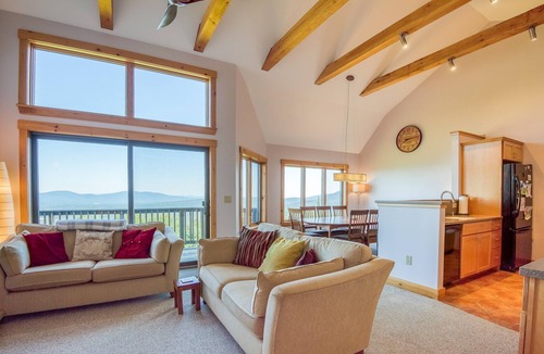 Rangeley Condo | Saddleback - Rock Pond Condo Green Drake #5 - Ski in/Ski out!