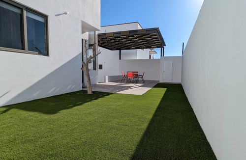 San Carlos House | San Carlos Sunrise House