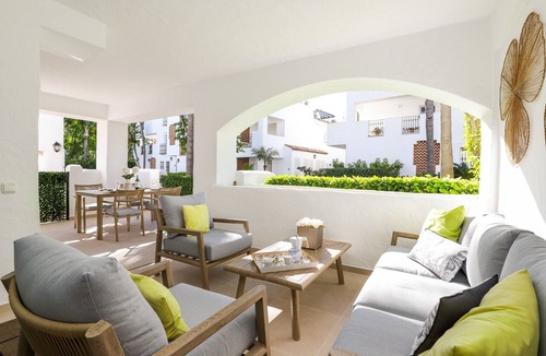 San Pedro de Alcantara Apartment | San Pedro Beachside Luxury – Terrace & Pool