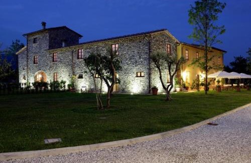 Sarzana Hotel | Sarzana-Charming Room Pool and BB